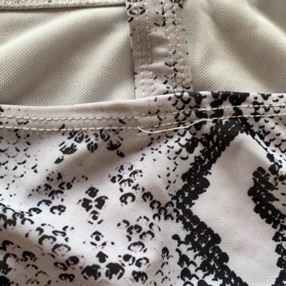 Snake Print Black and White Bikini Top Size Small - Picture 5 of 9